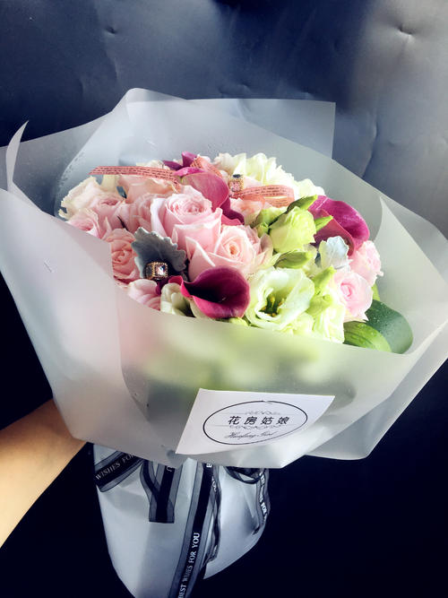 韩式花束 韩式花束跟普通的花束区别 517鲜花